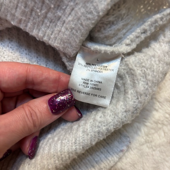 Pink Rose Sweater Large Cream Grey V-Neck Long Slvs Super Soft Hi-Low Side Slits - Picture 10 of 13